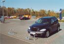 Parkplatzsperrbügel aus starkwandigem Stahlrundrohr Ø 33,7 mm, umlegbar Profilzylinderschloss