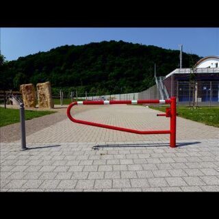 Drehbare Gatterschranke, zum Einbetonieren, mit Dreikantverschluss, mit Lackierung, 3000 mm breit