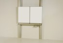 Klapptafel an Pylonen, Emaille mattweiß 250 x 100 cm