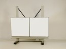 Klapptafel an Minipylone, Emaille weiß glänzend, mit Fahrgestell 200 x 120 cm