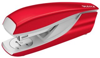 5502 Büroheftgerät NeXXt - 30 Blatt, rot metallic, 1 St.
