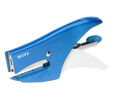 LEITZ Heftzange 5531 WOW blau-metallic, 1 St.